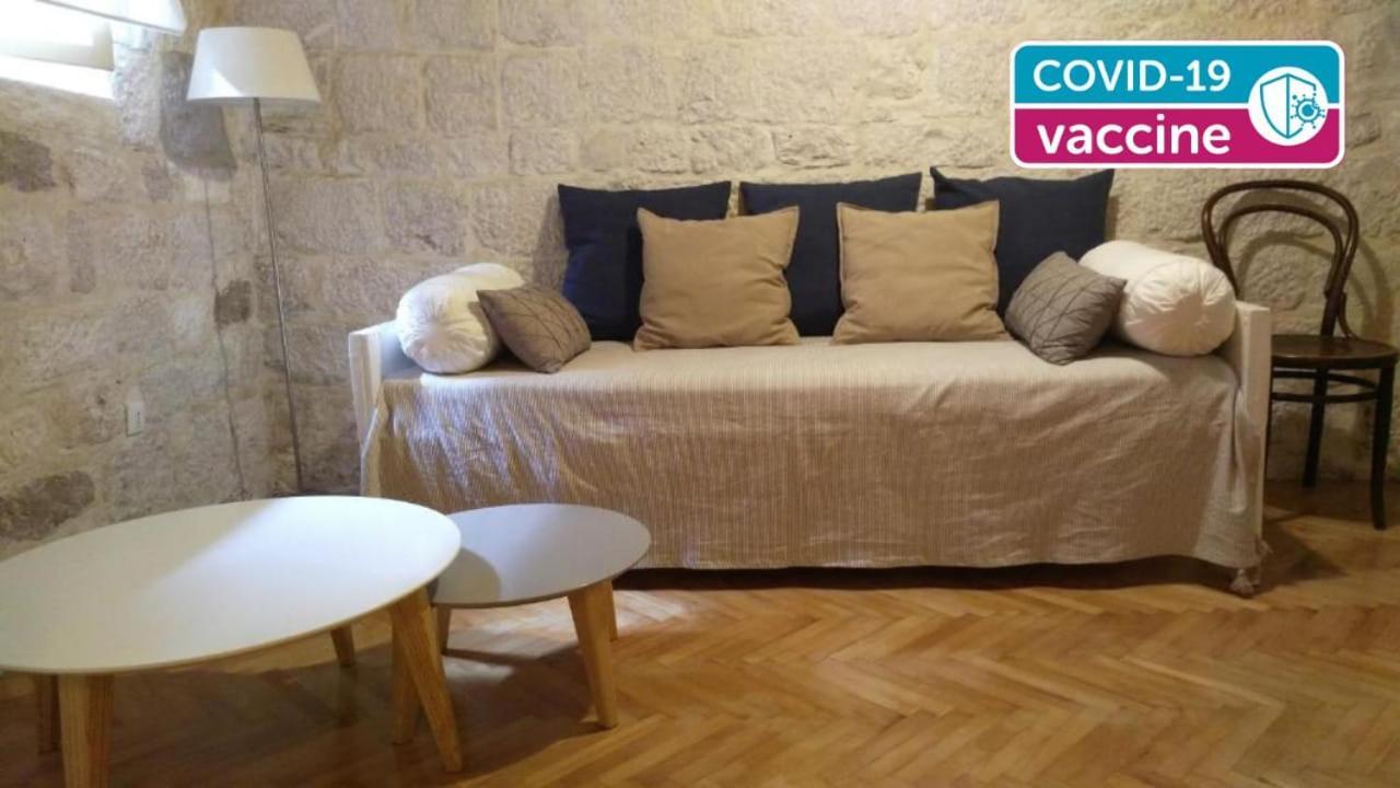 Rooms Livia Трогир Экстерьер фото