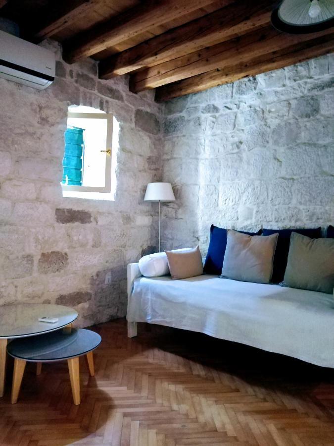 Rooms Livia Трогир Экстерьер фото